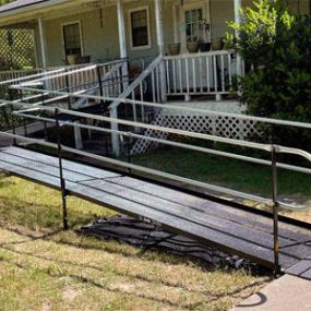 Our Houston team traveled to Eagle Lake, TX to install this accessibility ramp over a set of pre-existing stairs.