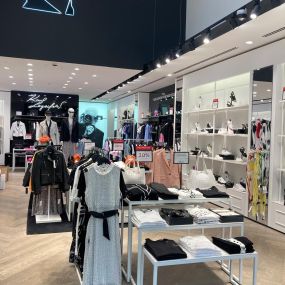 Bild von KARL LAGERFELD Outlet