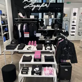 Bild von KARL LAGERFELD Outlet