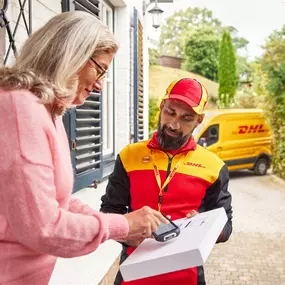 Bild von DHL Express Service Point (Ryman Cheapside)