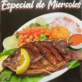 Mi Jalisco Mexican Food - Especial del Miercoles Mojarra frita