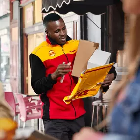 Bild von DHL Express Service Point (James Newsagent - iPayOn)