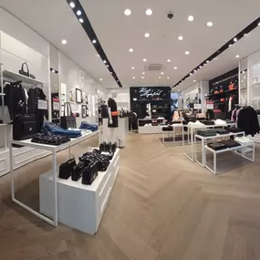 Bild von KARL LAGERFELD Outlet