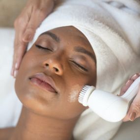 We offer a wide array of facials, each of which are designed to help your skin in a variety of ways. The best part is no matter which facial you choose, you will leave our spa feeling fresh and rejuvenated. Browse our offered facials and then contact us today to book an appointment or schedule your appointment online.