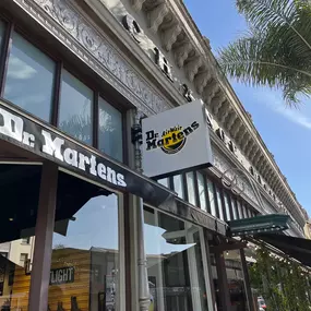 Bild von Dr. Martens Pasadena