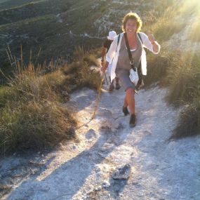 Rita de Ruijter, acupuncturist, homeopaat en hartcoherentiecoach van BeleefBalans, op wandelvakantie