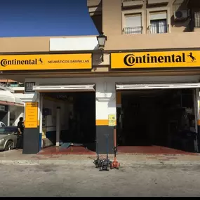 SABINILLASFACHADA.JPG