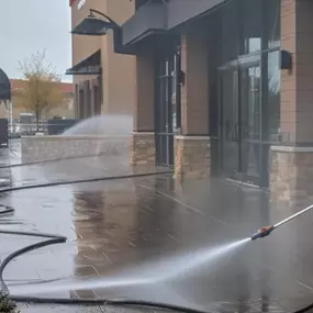 Retail Strip Mall Pressure Washing Services