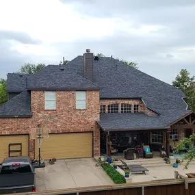 Your home in Meadow Hill Estates deserves a roofing system designed for maximum durability, energy efficiency, and long-term protection against Texas’ extreme weather. At High Performance Roofing, we specialize in premium roofing, metal roofing, and solar solutions to keep your home safe from intense heat, hailstorms, and high winds—all while enhancing curb appeal and home value.
