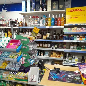 Bild von DHL Express Service Point (Haydn Road Convenience Store) - CLOSED