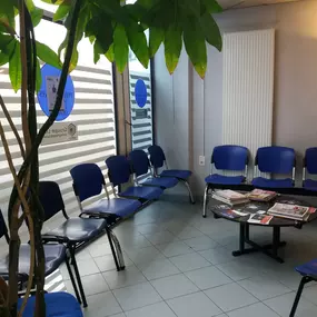 Bild von Laboratoire Fontenay-aux-Roses -  BIOGROUP PARIS EST