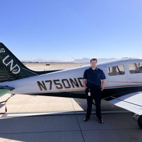 Are you wondering what you need to become an airline pilot? At UND Aerospace Foundation Flight School, we offer a full range of training programs that will take you from zero flight experience to a qualified commercial pilot - ready to take on the exciting world of aviation.