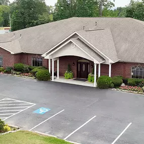 Exterior Entry to Smith Family Funeral Homes