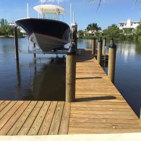 Bild von Coast Seawall Dock & Boatlifts, Inc.