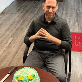 There are so many benefits to bringing a new team member on board—fresh perspectives, renewed energy, and new ideas. But one of my favorite parts of a new hire? Adding another birthday to our celebration list!
Anyone who knows me knows that I love nothing more than birthday cake, so today, we’re celebrating Sean’s birthday and looking forward to a fantastic 2025. Happy Birthday, Sean!