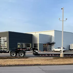 RDO Truck Center, Fargo, ND sells LoadKing trailers.