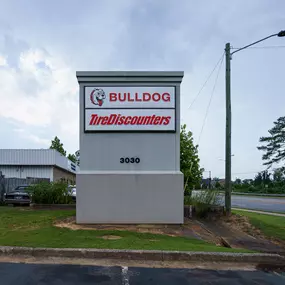 Bild von Bulldog Tire Discounters