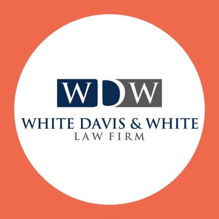 Logo fra White Davis & White