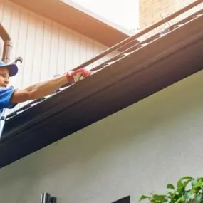 A team of gutter professionals who can help you choose a gutter system that will improve the flow of water away from your home and enhance your curbside appeal.