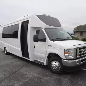 Bild von Metropolitan Shuttle - Charter Bus Los Angeles