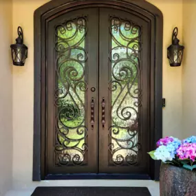 Bild von Forever Custom Iron Doors
