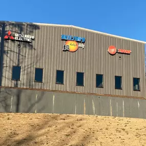 Skelton's Heating, Cooling & Plumbing work building