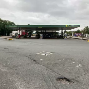 Newport Pagnell Northbound Forecourt