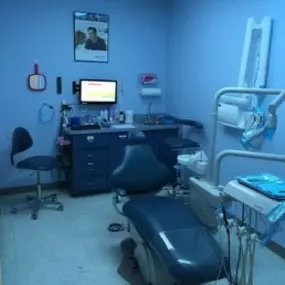Mini Dental Implant Centers of America - Union City, NJ - Operatory