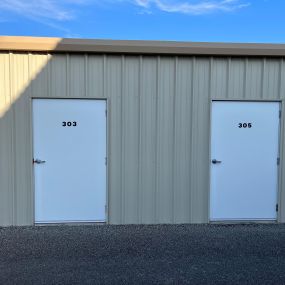 Sterling Storage offers self-storage units and vehicle parking that are conveniently located, secure, and easy to access.