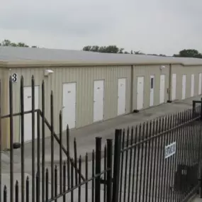 Sterling Storage is located just a few miles from Loop 410 and I-10, making our self storage units a convenient choice for residents and business owners in Northwest San Antonio.