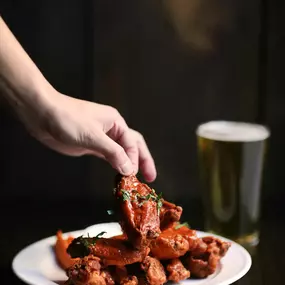 Buffalo chicken wings at Park Avenue Tavern.