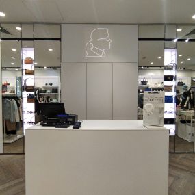 Bild von KARL LAGERFELD Outlet