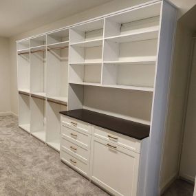 Love where you live with personalized organization systems that suit your lifestyle and storage needs!