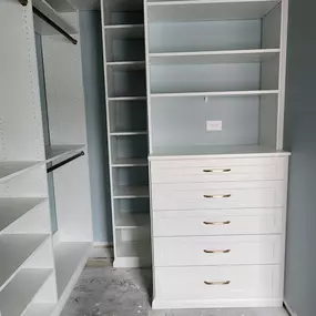 Your closet, your rules! Our cabinetry is fully customizable to fit your home's layout and your unique needs. Let's create a perfect storage plan together.