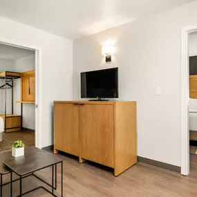 Oxford Suites Redding Guestrooms