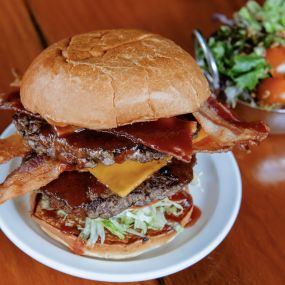 Classic Bacon Burger