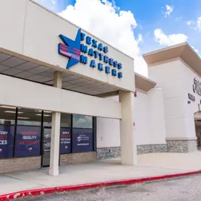 Bild von Texas Mattress Makers - Humble