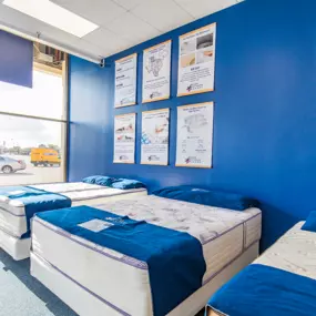 Bild von Texas Mattress Makers - Humble