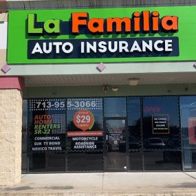 Bild von La Familia Auto Insurance & Tax Services