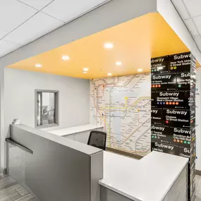 U Point - Front Desk