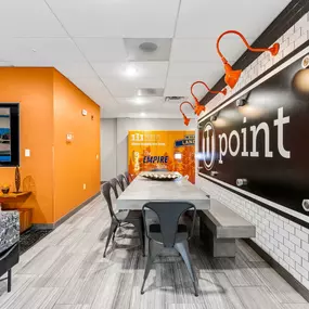 U Point - Lobby