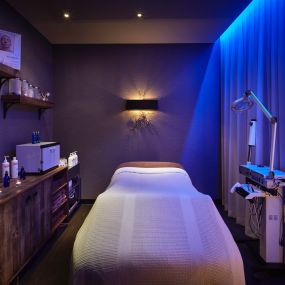 Bild von Aura spa - Logan Circle