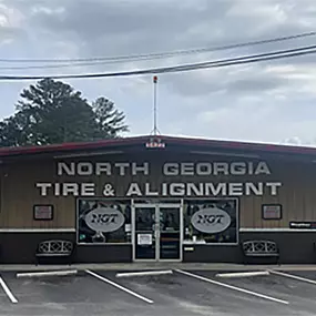 North Georgia Tire Discounters on 5422 Battlefield Parkway in Ringgold