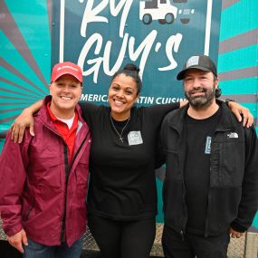 A little rain did not stop us today at Larry J. Macaluso Elementary! ????????????
We had our final KICK-OFF Teachers Appreciation Event today and got to serve over 100+ staff and facility members! This week has been jam packed with deliveries to show our appreciation to all the local schools that were nominated! We had over 600+ comments of teacher nominations and schools! We were blown away! Our food truck frenzy was a HIT! ????
BIG thanks to Ry Guy’s food truck for coming out and serving these