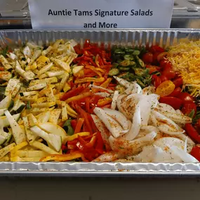 Bild von Auntie Tam Signature Salads, Soups and Slushies