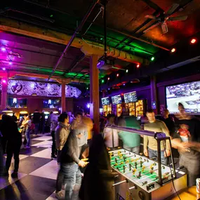 Bild von Emporium Arcade Bar