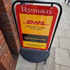 Bild von DHL Express Service Point (Ryman Bury)