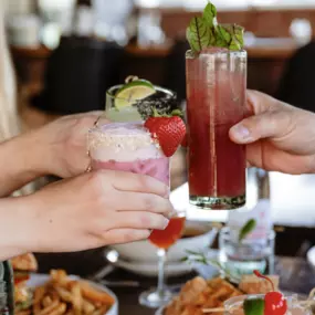 Craft cocktails and non-alcoholic beverages for everyone!