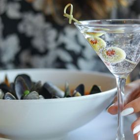 Martini and Mussels
