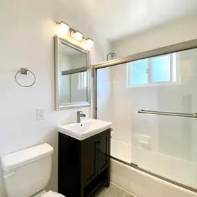 Modern Bathroom